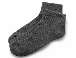 冰絲涼感抗菌除臭襪．MIT高品質．加厚中筒襪